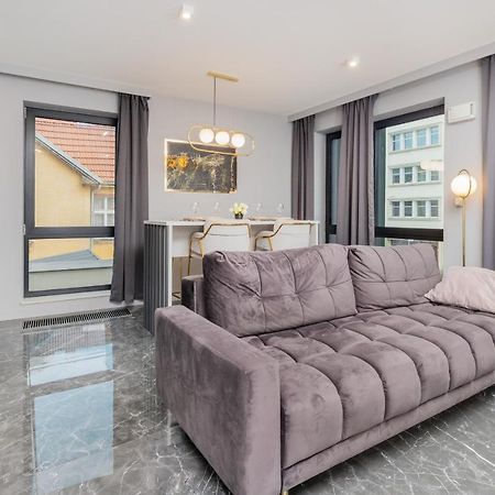 Luxurious Apartment With Two Bedrooms And Parking In Gdynia By Noclegi Renters Exterior photo